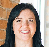 Sophie Hartwell, Leiterin der Kundenunterstützung, Service-Team-Porträt